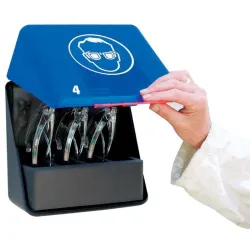 SecuBox Midi4 – modrý box z ABS pro čtyři páry ochranných brýlí OOPP s pěnovou vložkou. SecuBox Midi4 – modrý box z ABS pro čtyři páry ochranných brýlí OOPP s pěnovou vložkou.